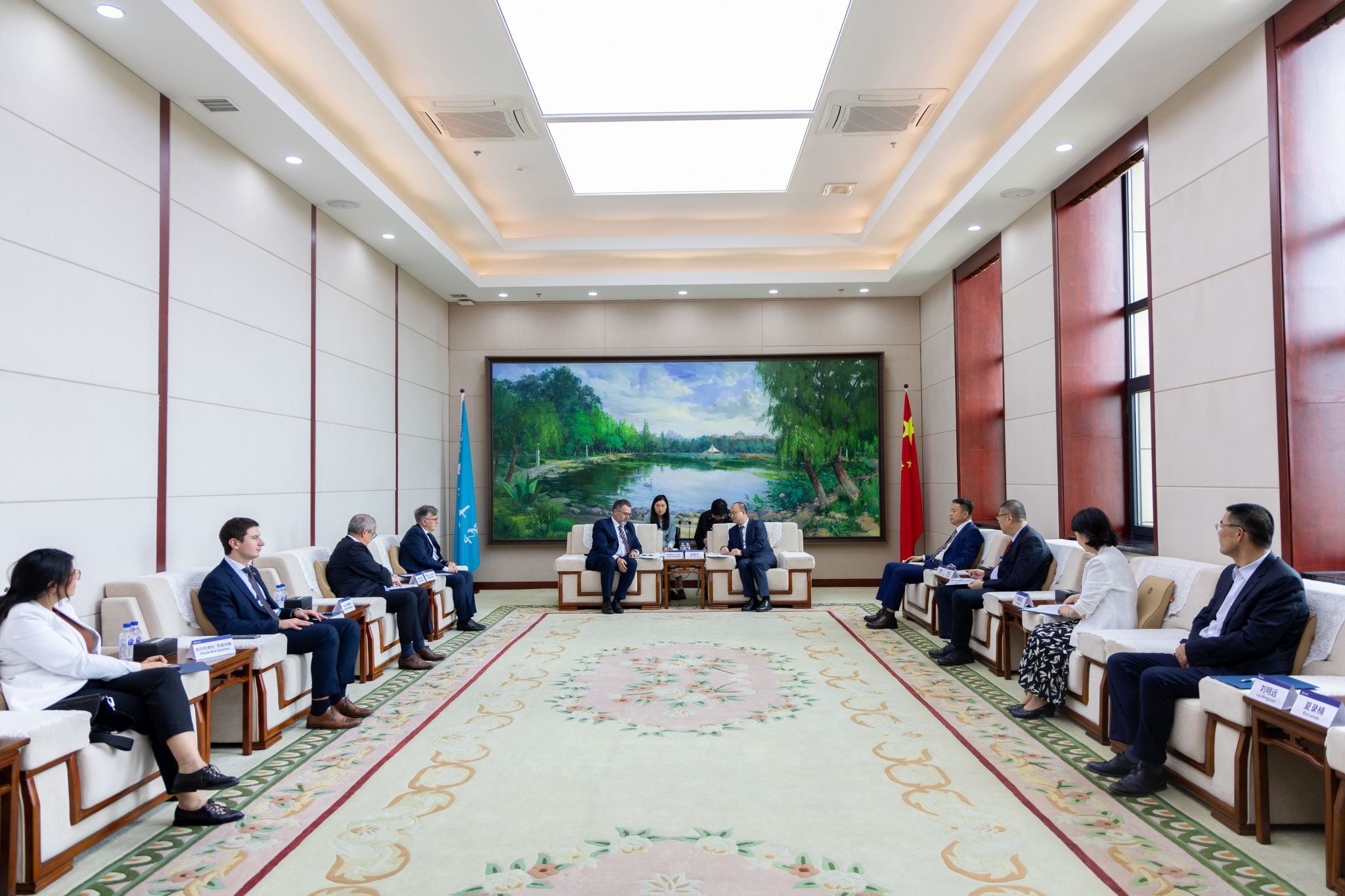 中国和乌拉圭两国友谊深厚